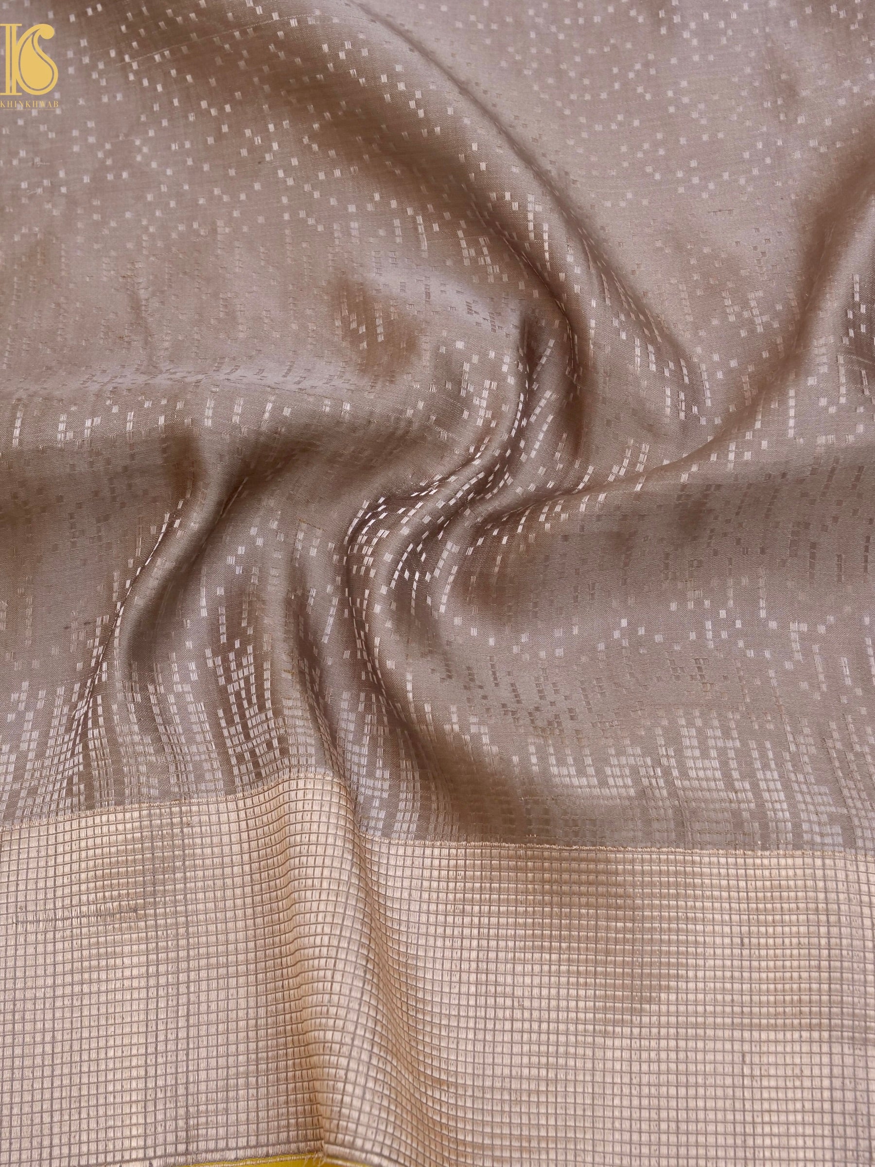 Handwoven Pure Katan Satin Silk Tanchoi Banarasi Saree