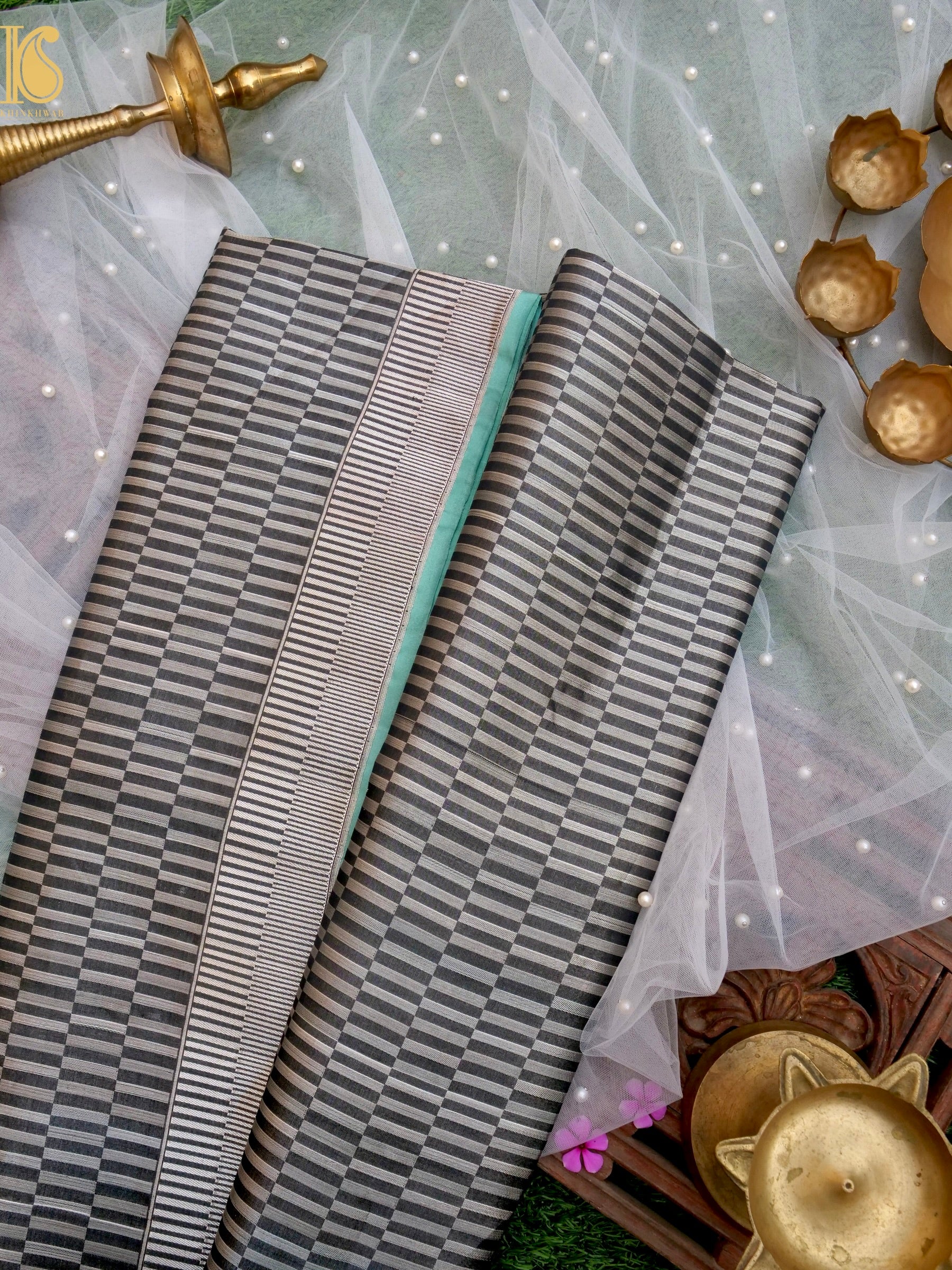 Handwoven Pure Katan Satin Silk Tanchoi Banarasi Saree