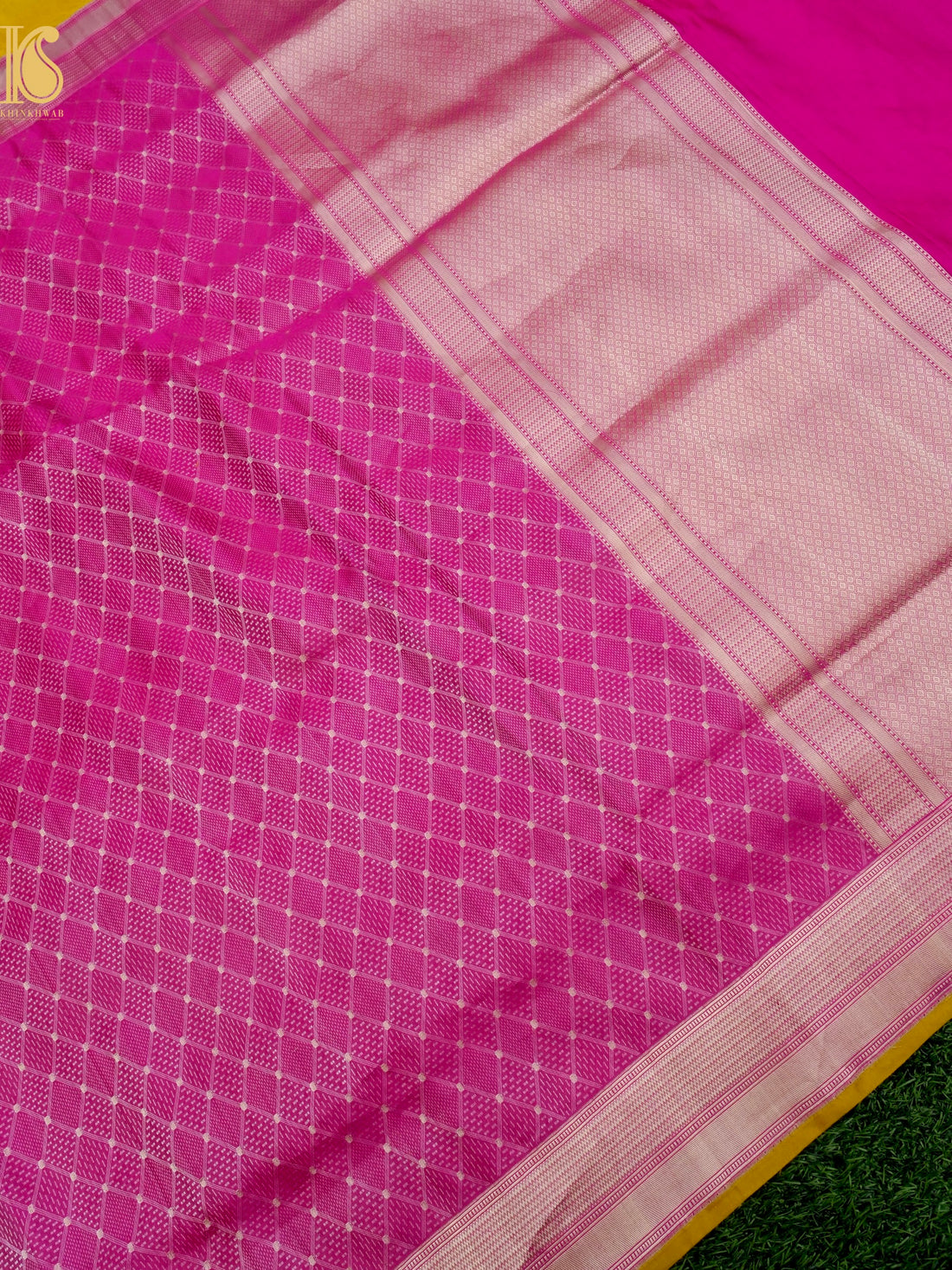 Handwoven Pure Katan Satin Silk Tanchoi Banarasi Saree