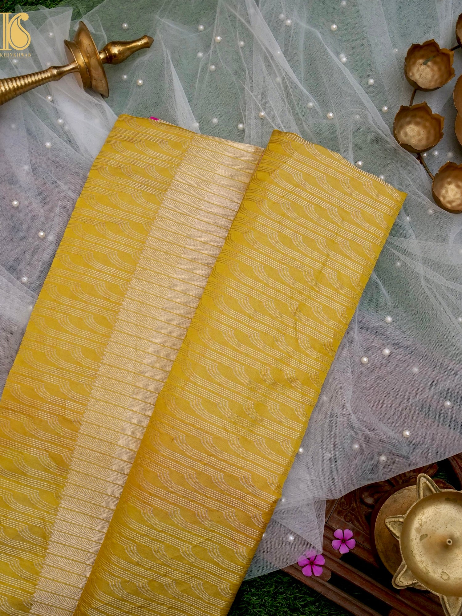 Handloom Banarasi Katan Silk Zari Tanchoi Saree