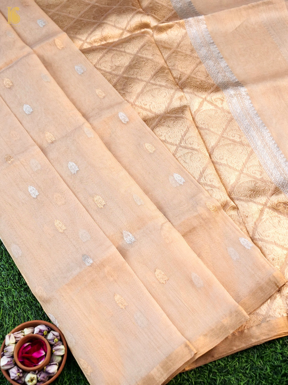 Handloom Banarasi Pure Tissue Saree