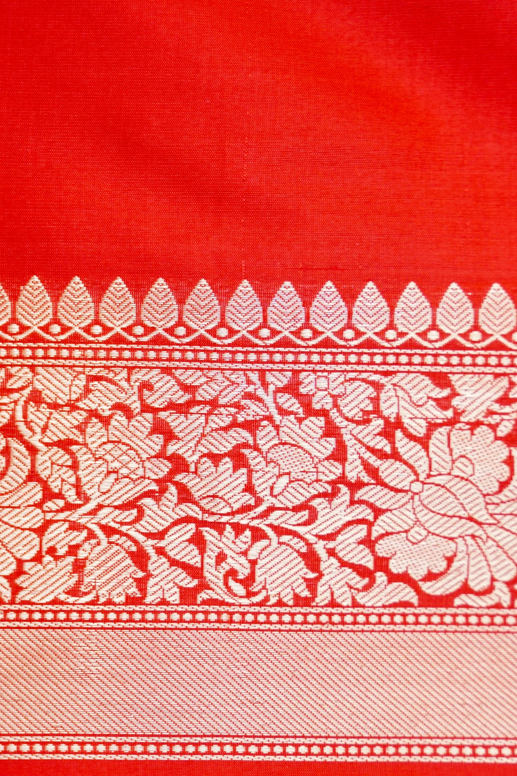 Handloom Banarasi Kadwa Rangkat Katan Silk Saree