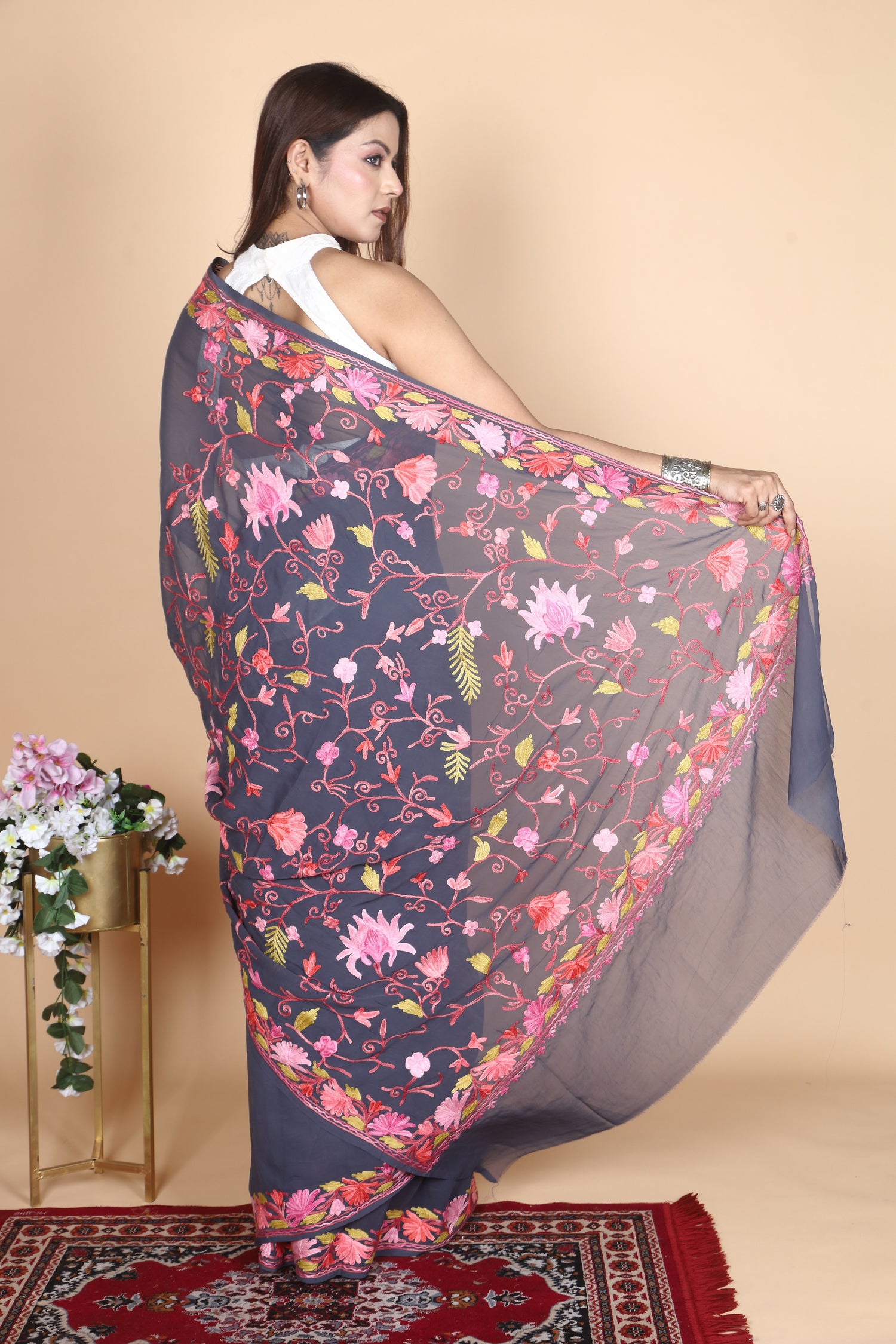 Viscose Georgette Silk Machine Aari Embriodery Kashmiri Saree