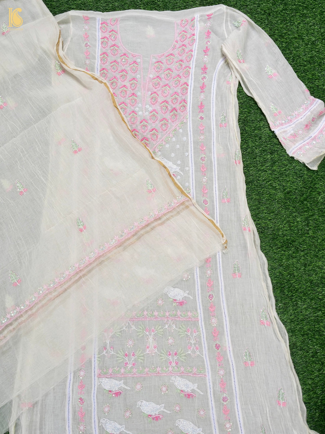 Pure Mul Cotton Silk Suit Set with Chikankari Work