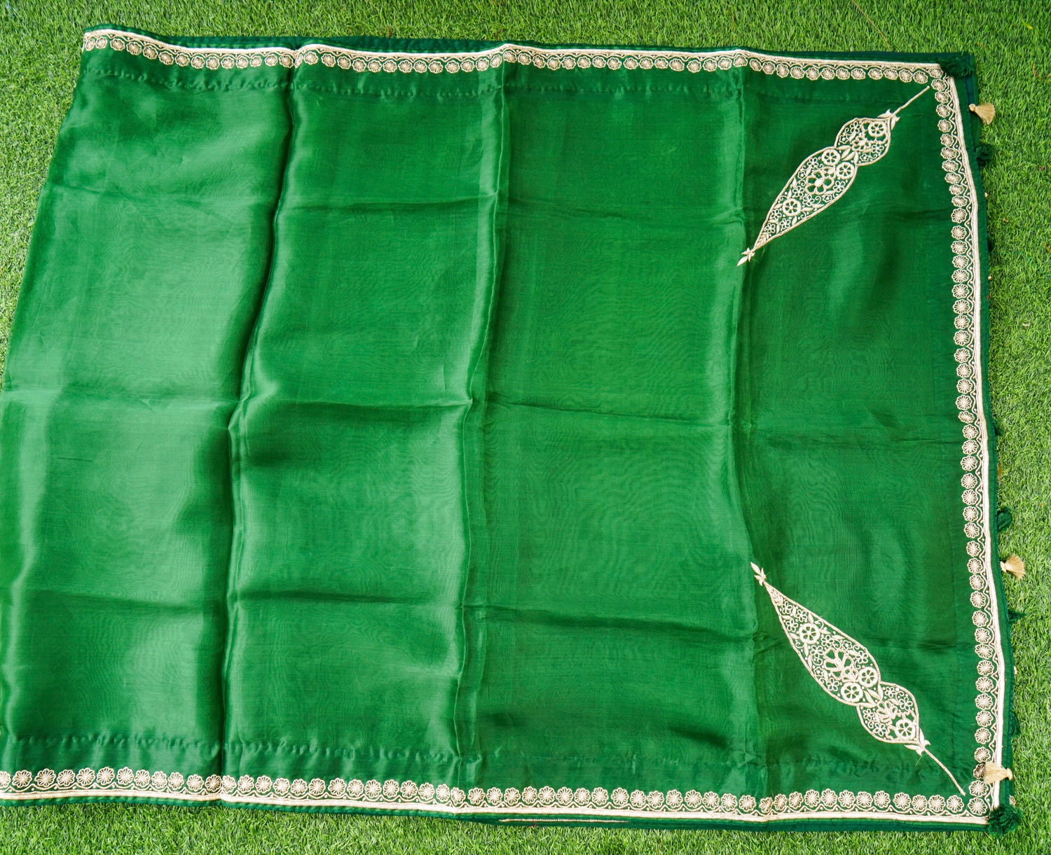 Handwoven Pure Georgette Organza Embroidery Saree