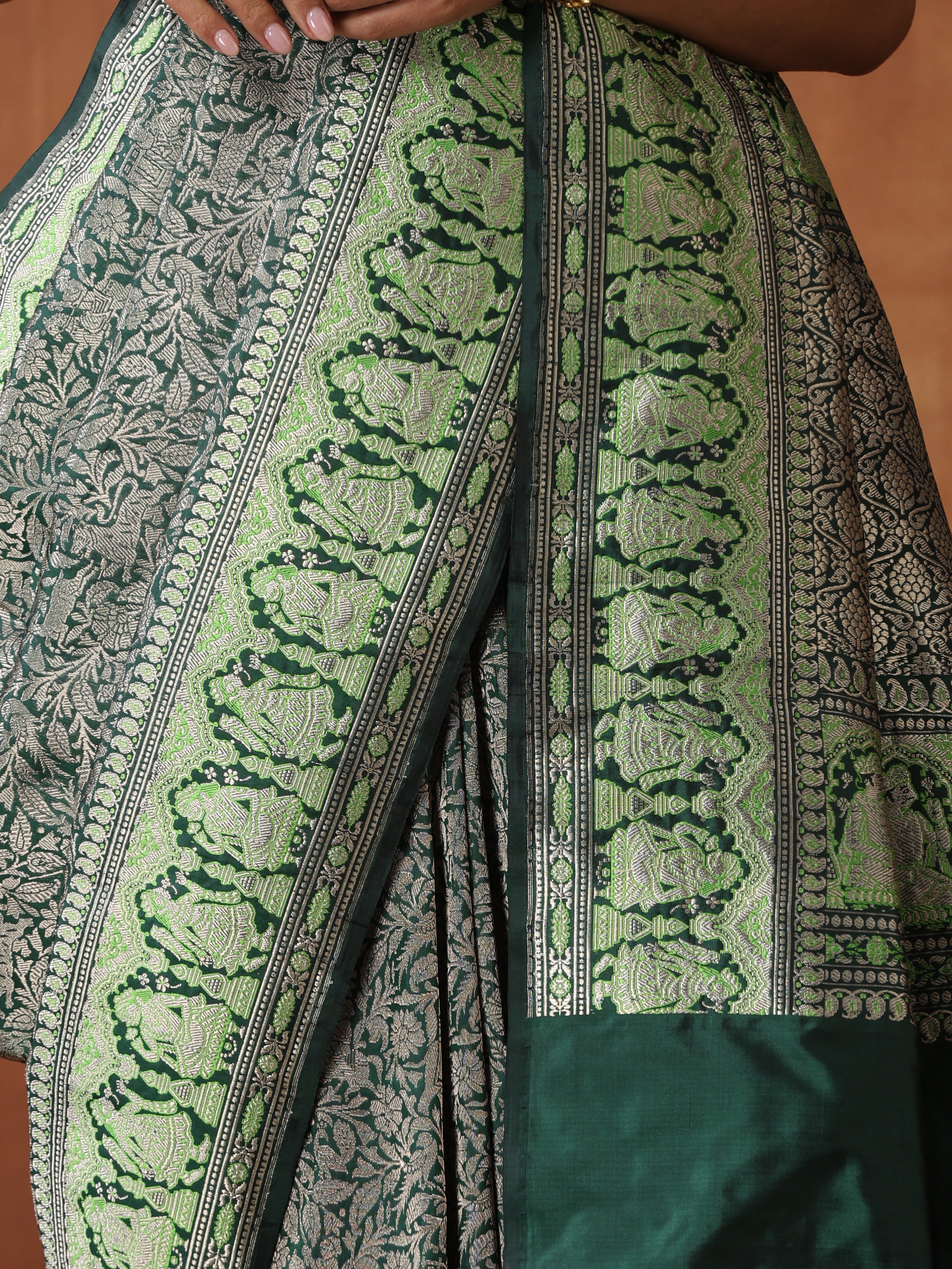 Handloom Baluchari Banarasi Katan Silk Shikargah Saree