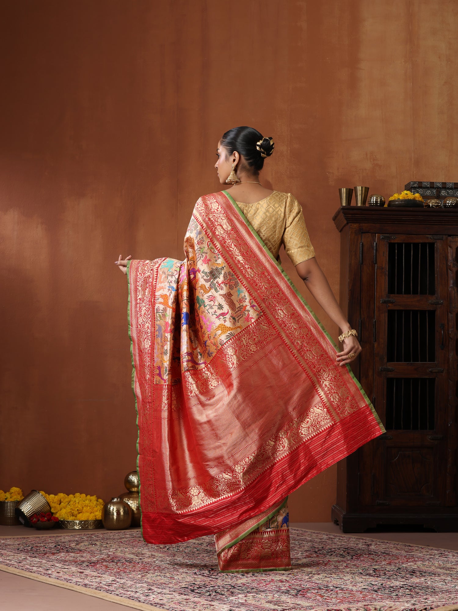 Handwoven Banarasi Katan Silk Kadwa Shikargah Saree