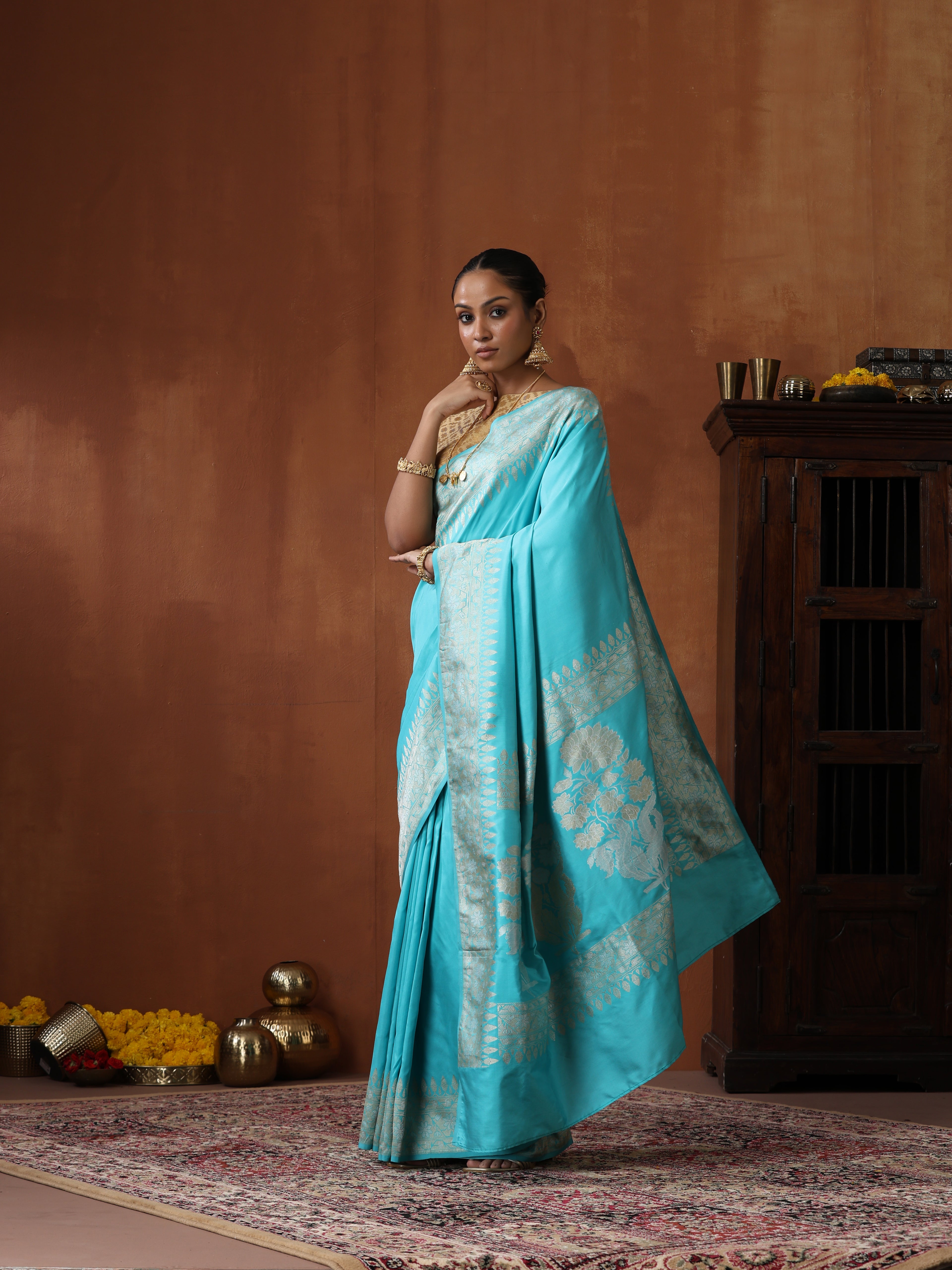 Handloom Banarasi Katan Silk Kadwa Ektara Kumudini Saree