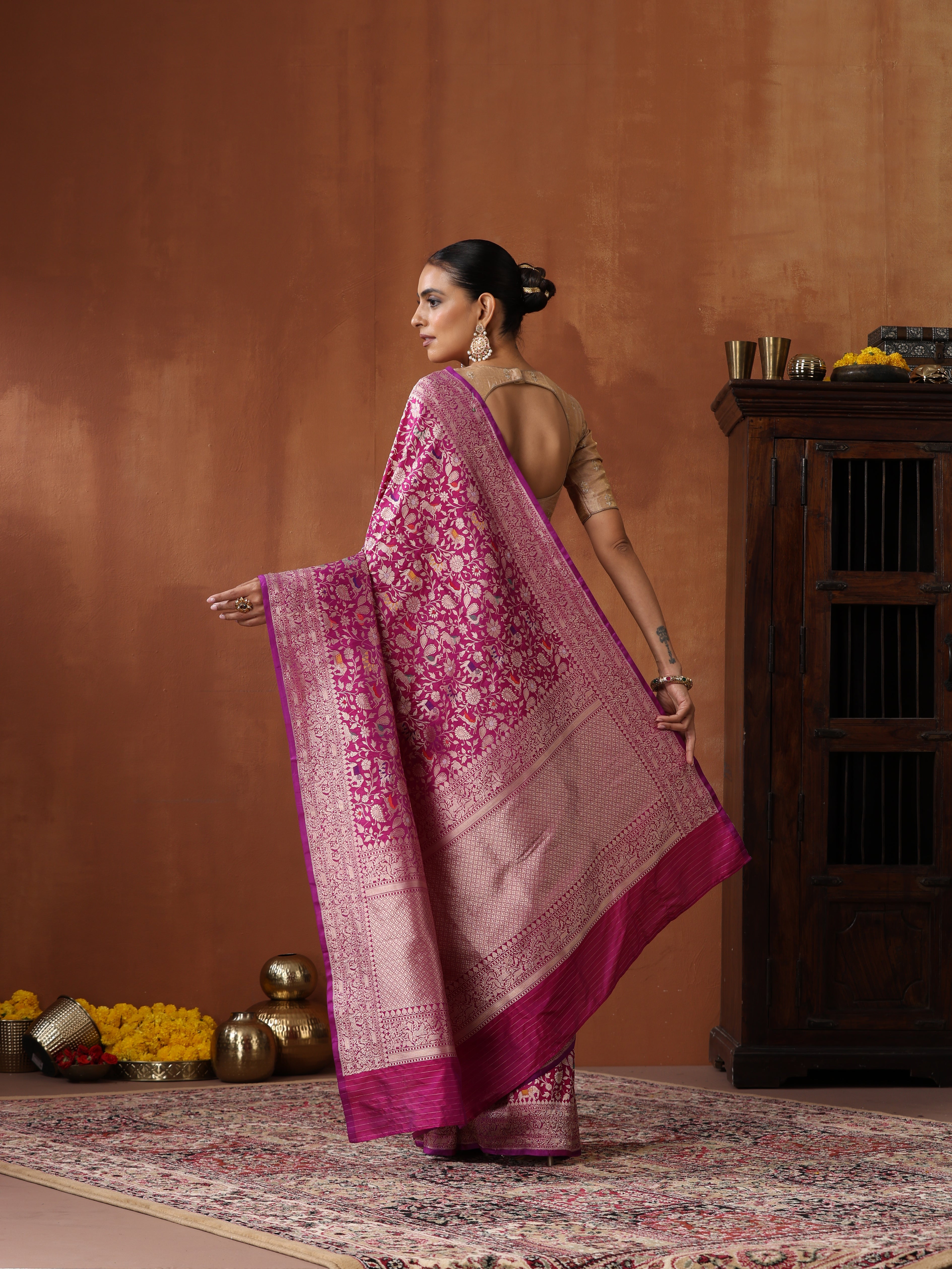 Handloom Banarasi Katan Shikargah Saree