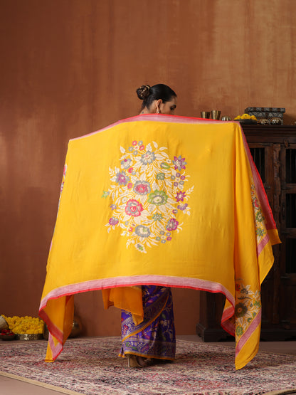 Handwoven Banarasi Georgette Dupatta with Floral Meenakari