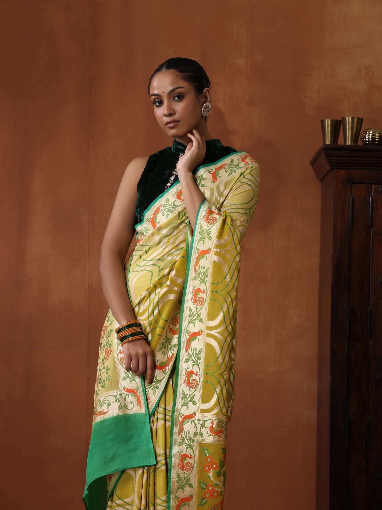 Pure Georgette Banarasi Bird Border Saree