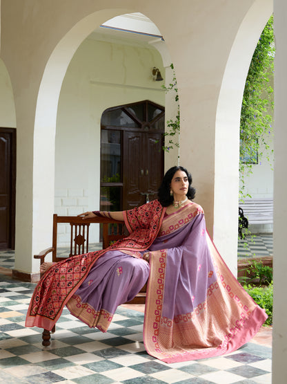 Handwoven Banarasi Gajji Silk Alfi Booti Saree in Purple
