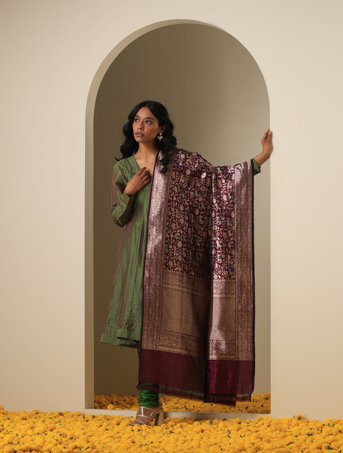 Handloom Banarasi Katan Silk Shikargah Dupatta