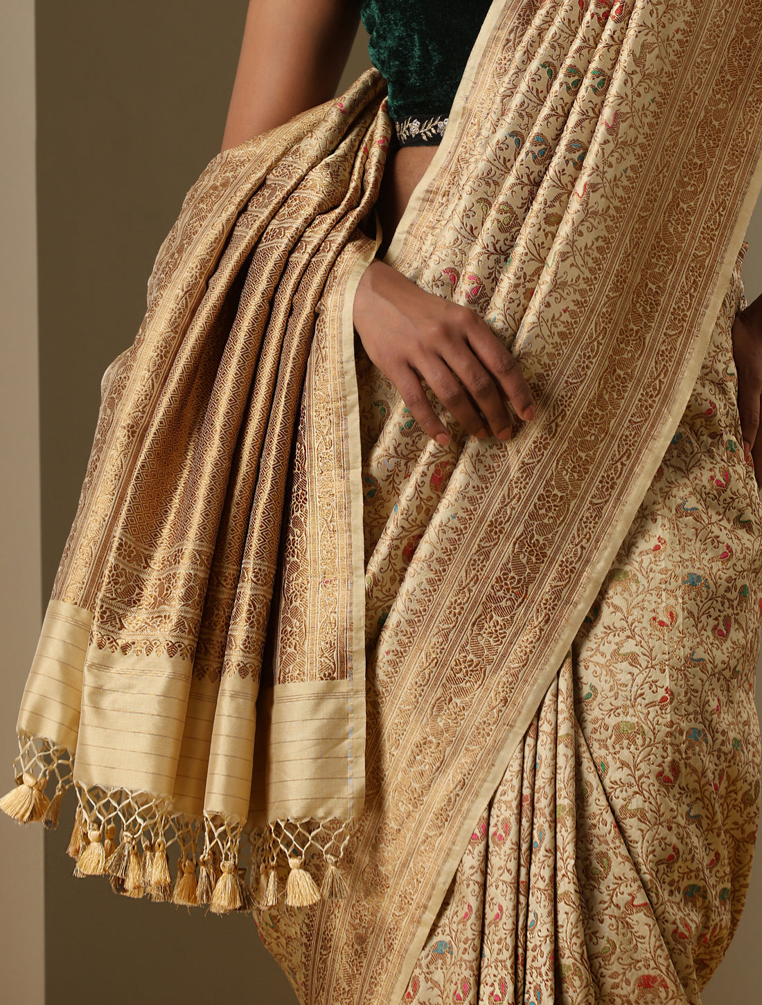 Handloom Katan Silk Off White Banarasi Shikargah Saree