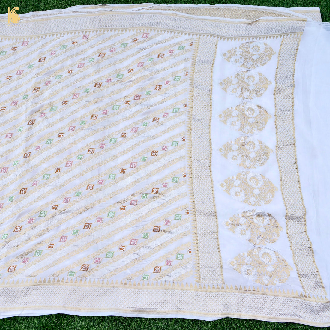 Dyeable Pure Georgette  Banarasi Stripes Saree