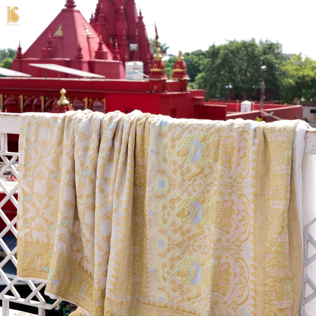 Dyeable Pure Georgette Silk Meenakari Banarasi Jaal Dupatta