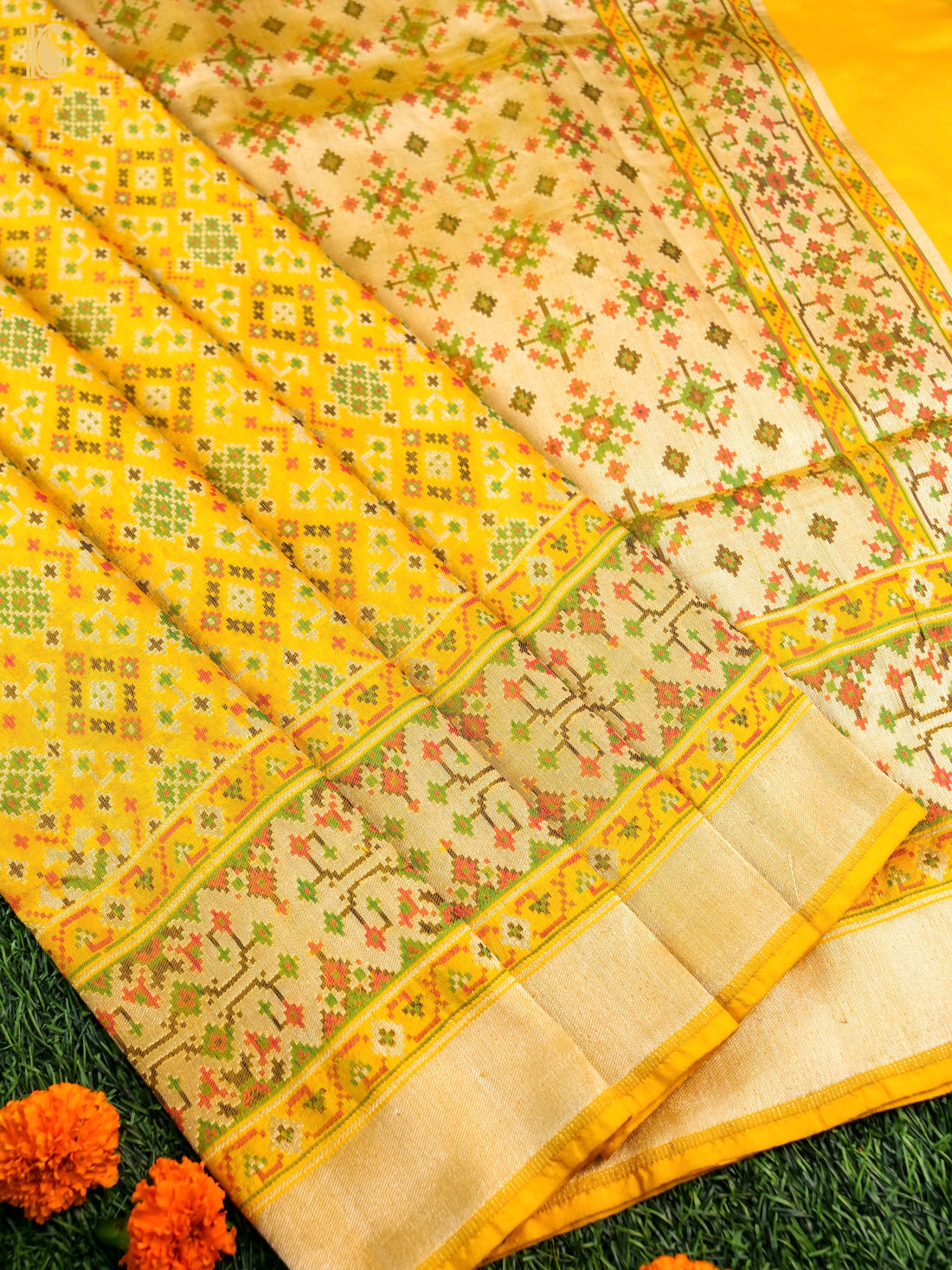 Handwoven Pure Katan Silk Banarasi Patola Saree