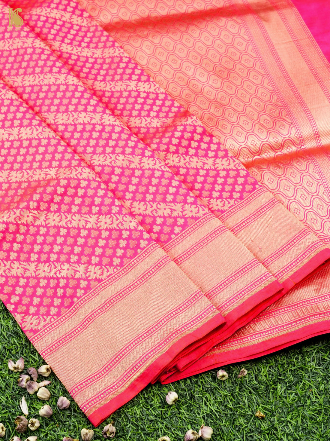 Handloom Banarasi Silk Zari Tanchoi Saree