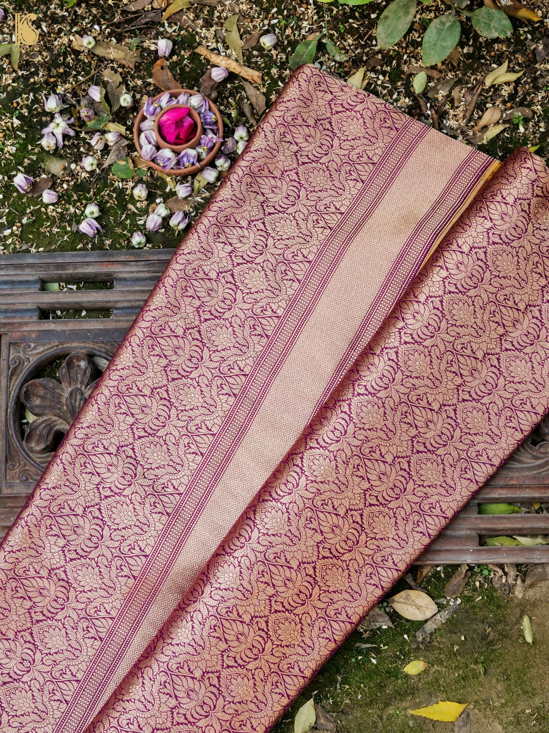 Handloom Banarasi Katan Silk Zari Tanchoi Saree