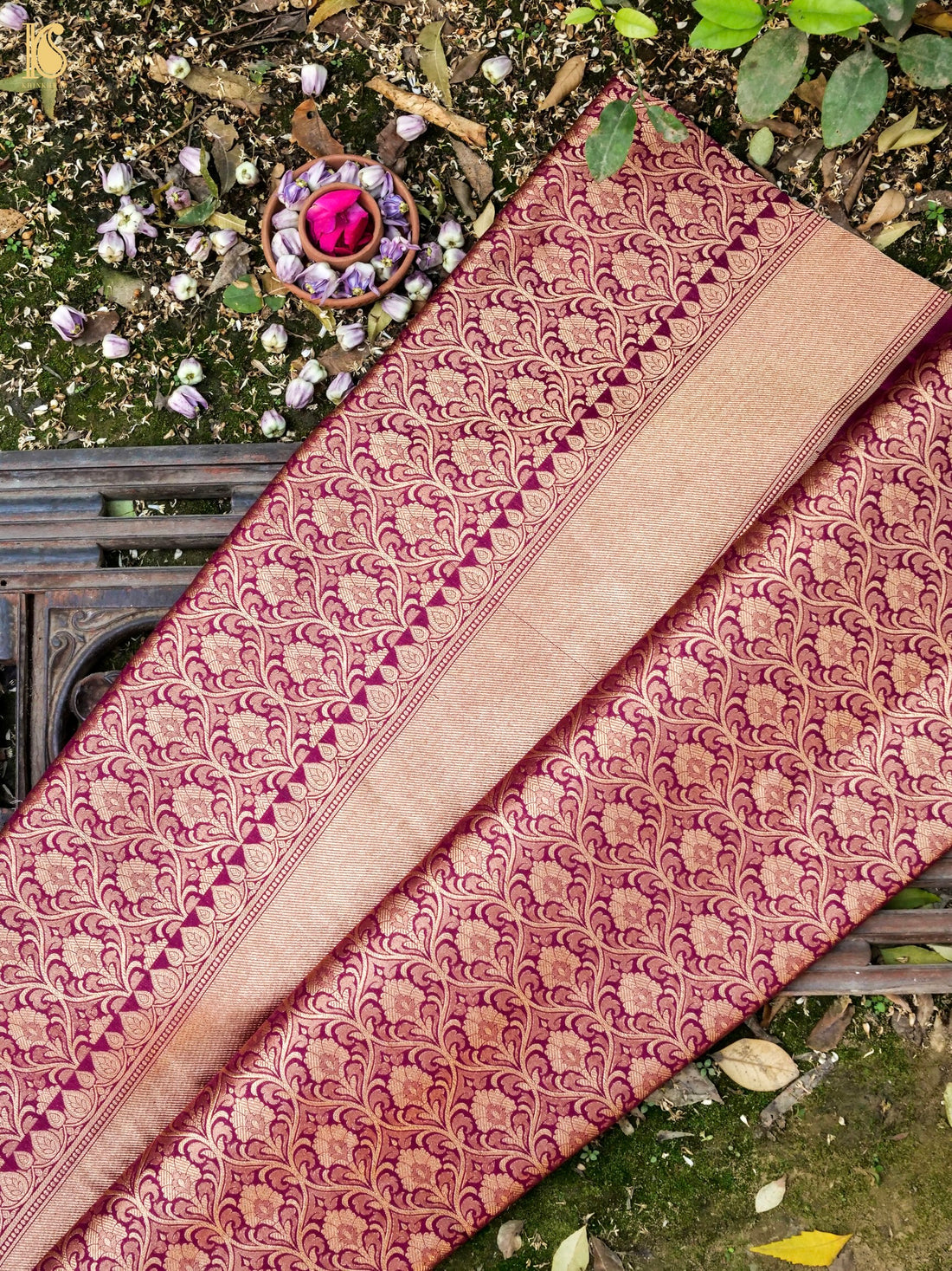 Handloom Banarasi Katan Silk Zari Tanchoi Saree