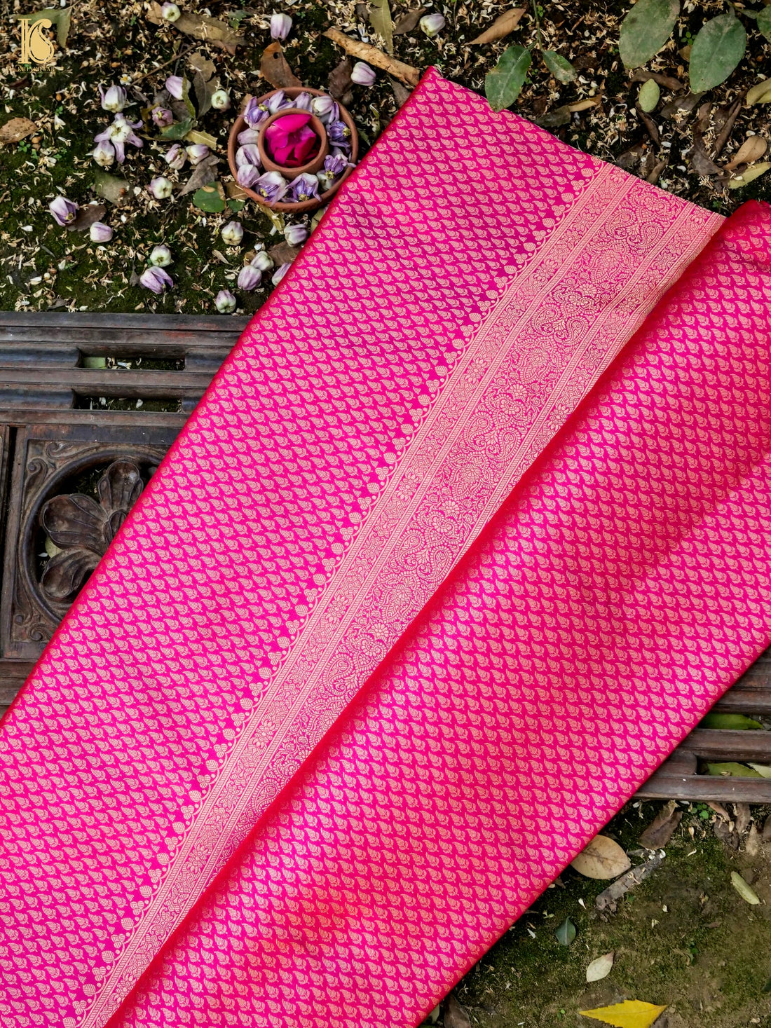 Handloom Banarasi Katan Silk Zari Tanchoi Saree