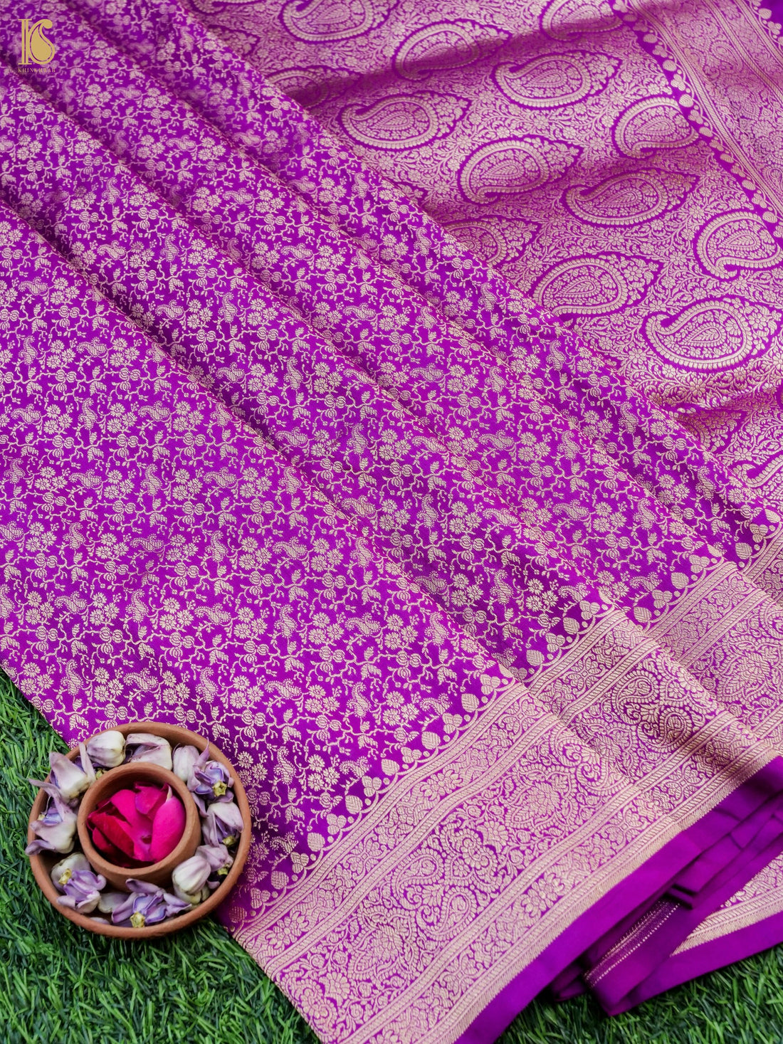 Handloom Banarasi Katan Silk Zari Tanchoi Saree