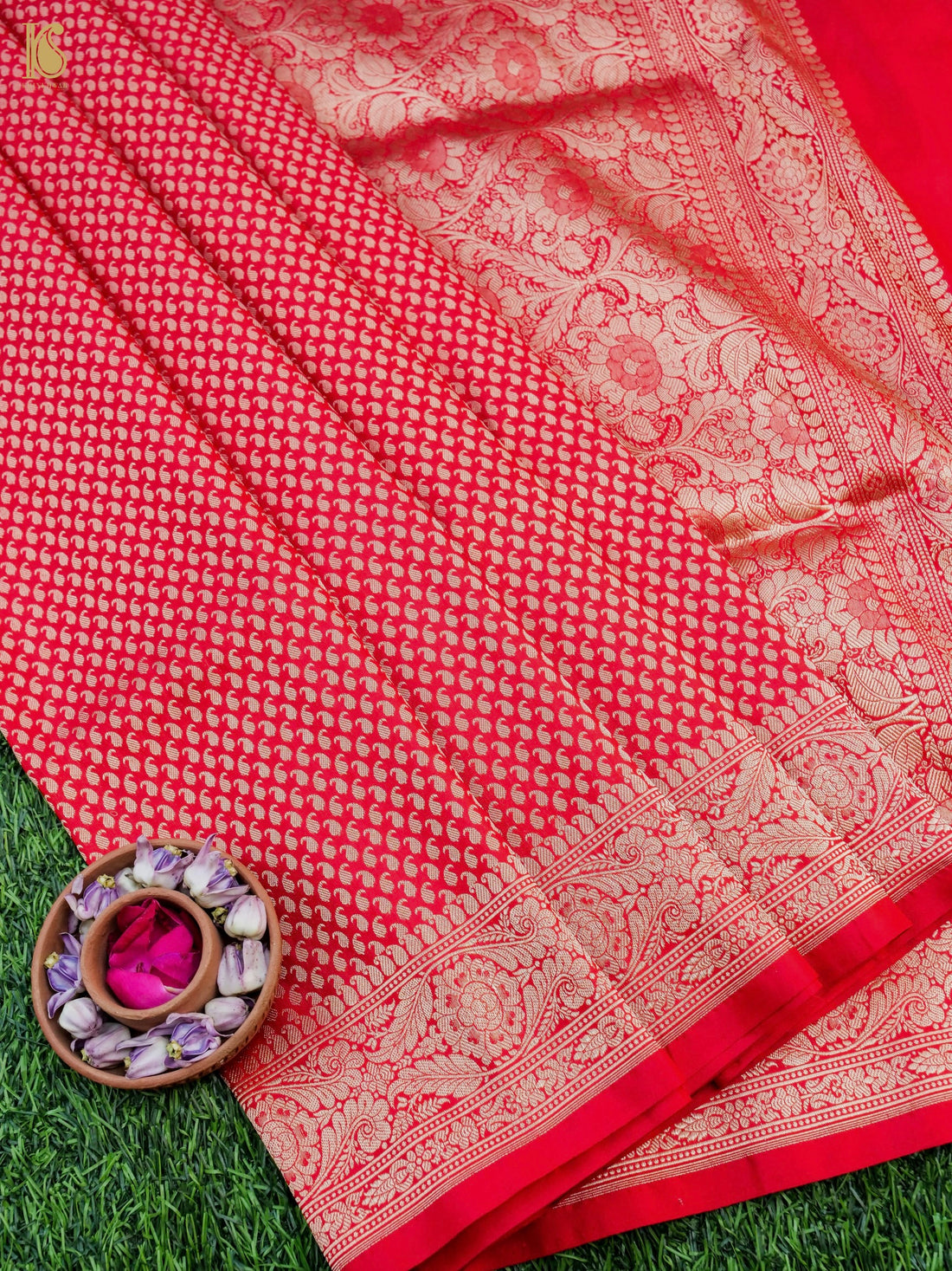 Handloom Banarasi Katan Silk Zari Tanchoi Saree