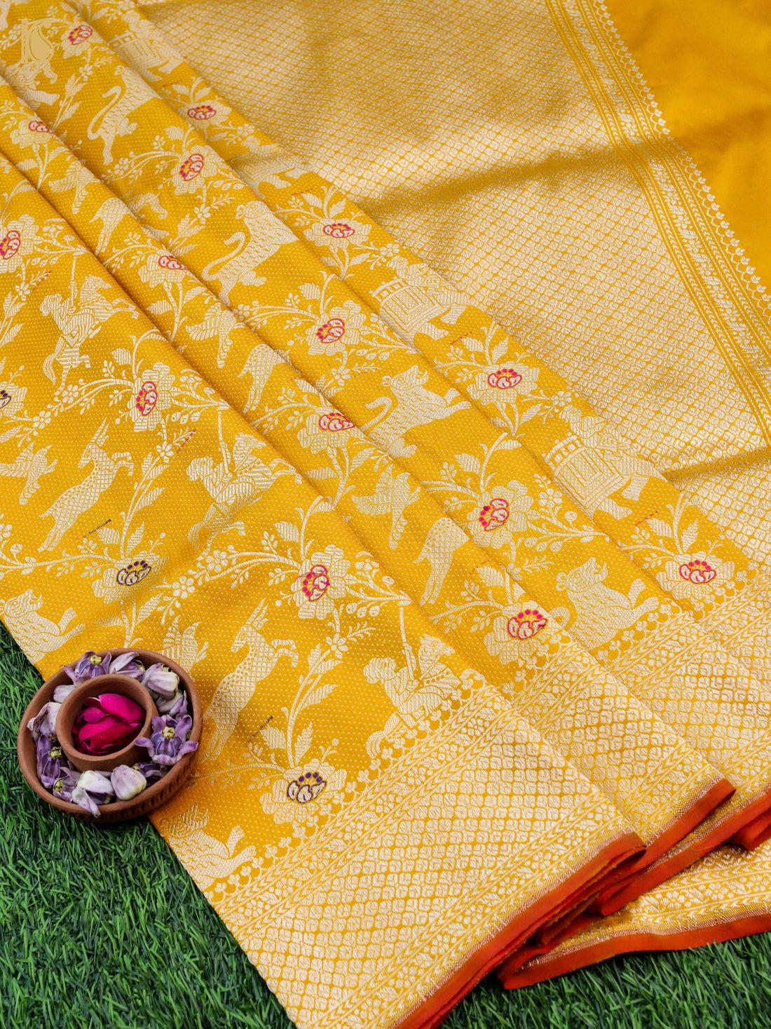 Handwoven Katan Silk Banarasi Shikargah Saree