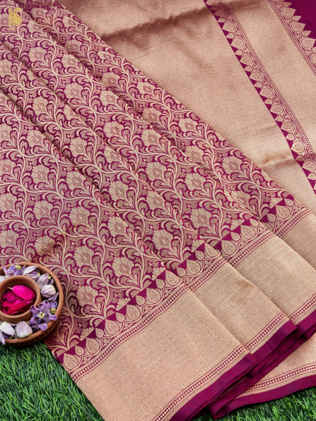 Handloom Banarasi Katan Silk Zari Tanchoi Saree