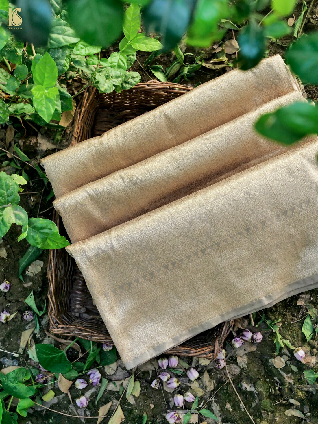 Handloom Banarasi Katan Silk Zari Tanchoi Saree