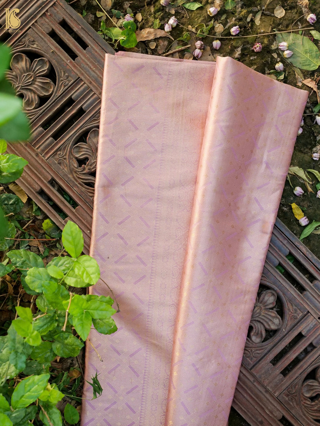 Handloom Banarasi Katan Silk Zari Tanchoi Saree