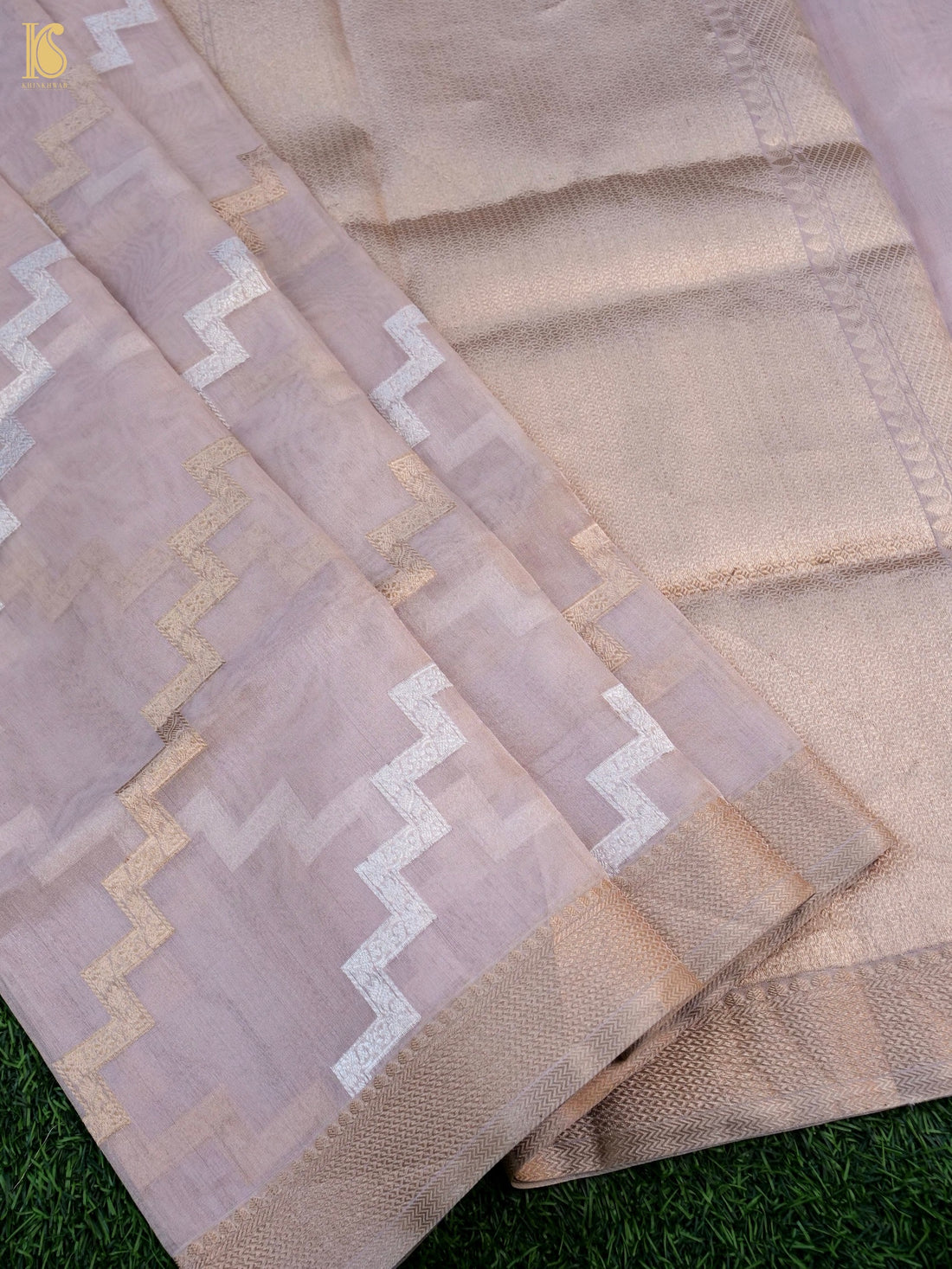 Handloom Banarasi Kora Tissue Dyeable Zigzag Saree