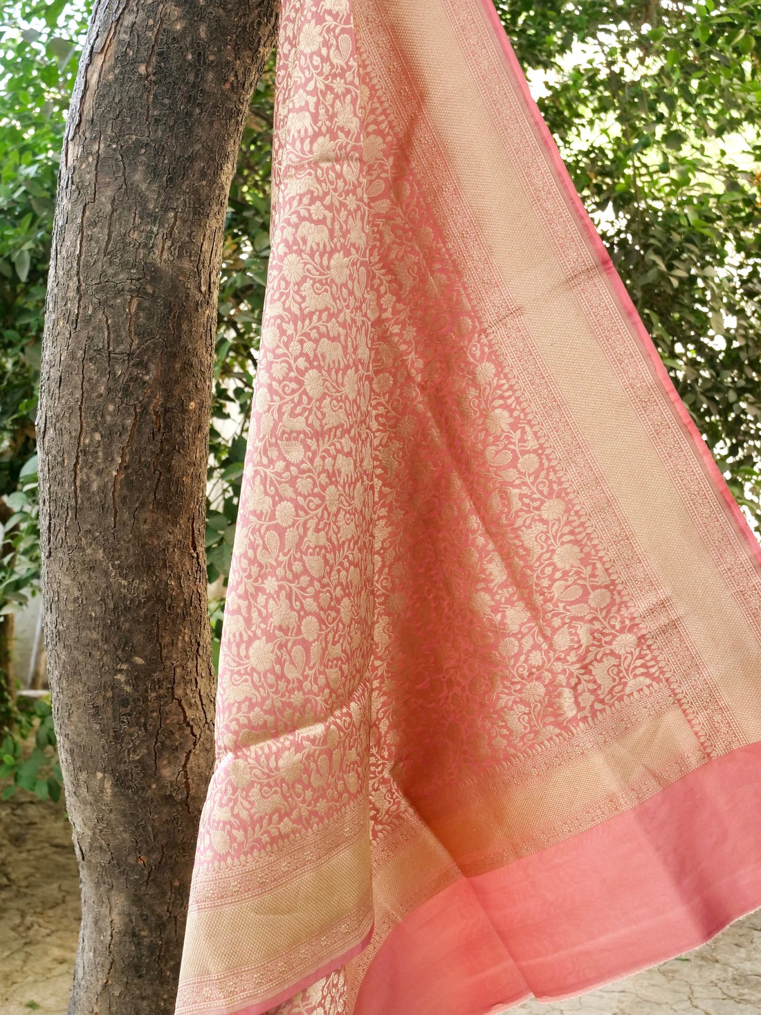 Handloom Banarasi Katan Silk Shikargah Dupatta