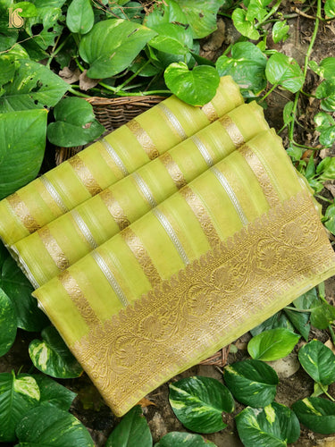 Handloom Banarasi Kora Silk Kadwa Saree