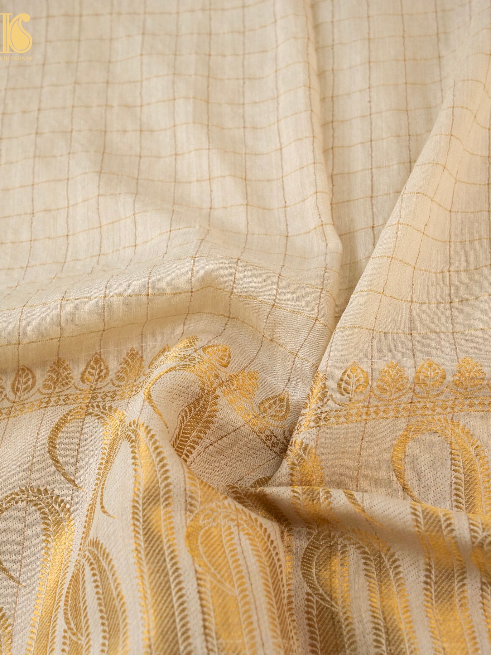 Moonga Silk Handloom Banarasi Fabric