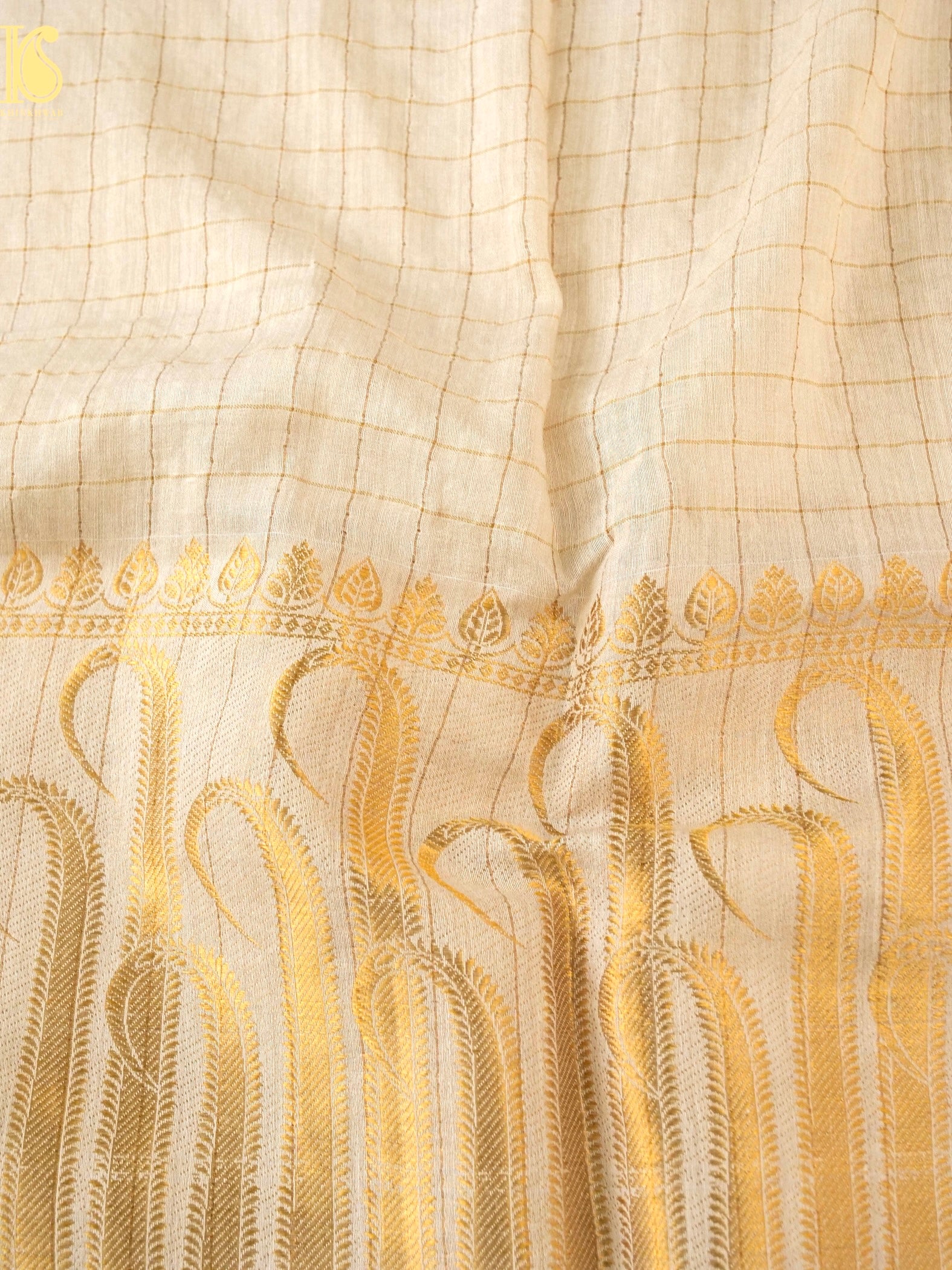 Moonga Silk Handloom Banarasi Fabric