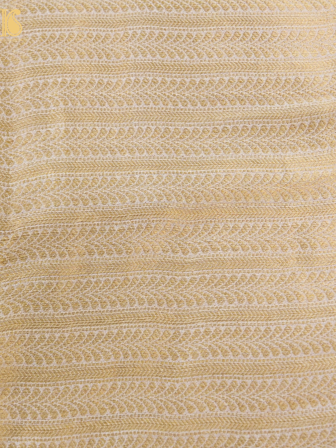 Moonga Silk Handloom Banarasi Fabric