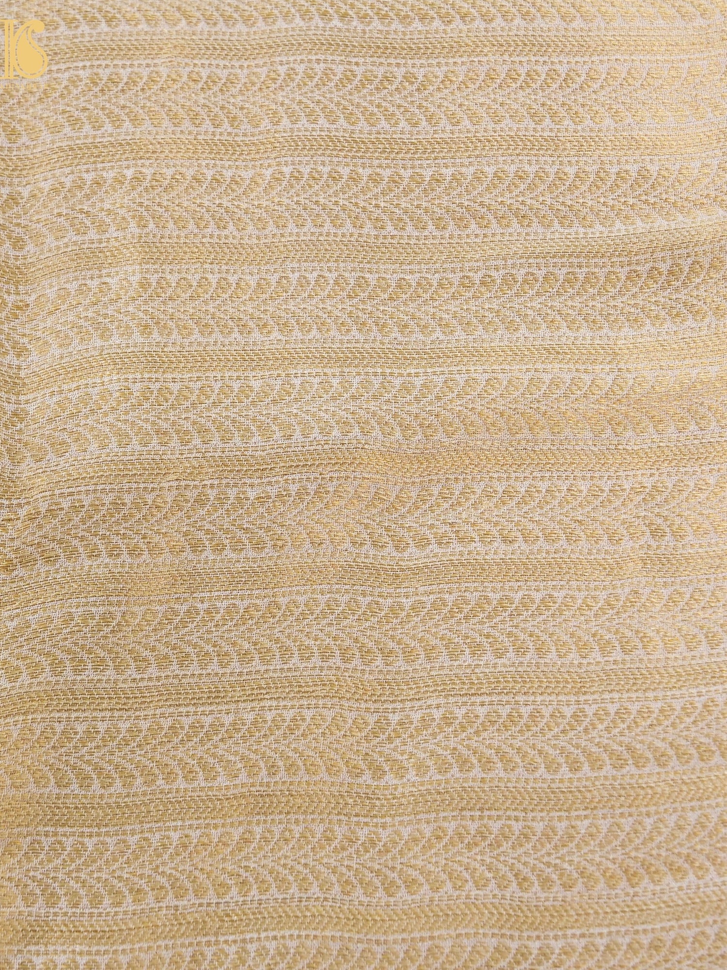 Moonga Silk Handloom Banarasi Fabric