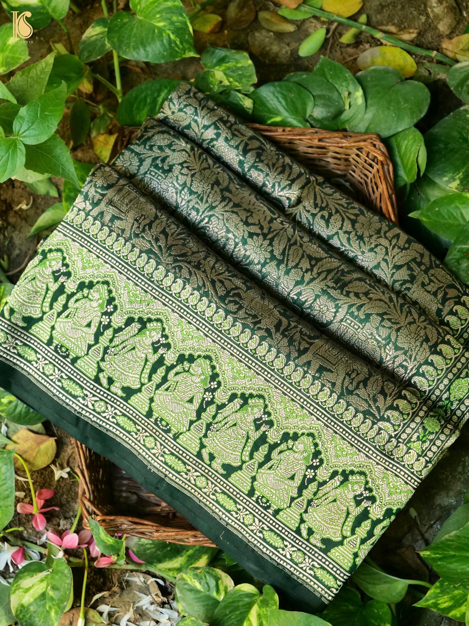 Handloom Baluchari Banarasi Katan Silk Shikargah Saree