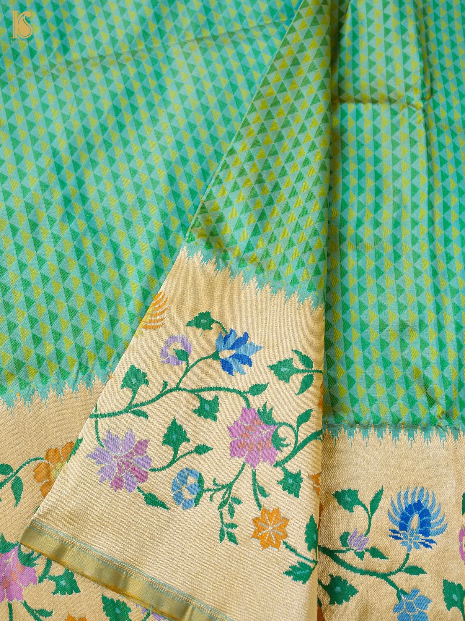 Handloom Banarasi Silk Tanchoi Meenakari Border Saree