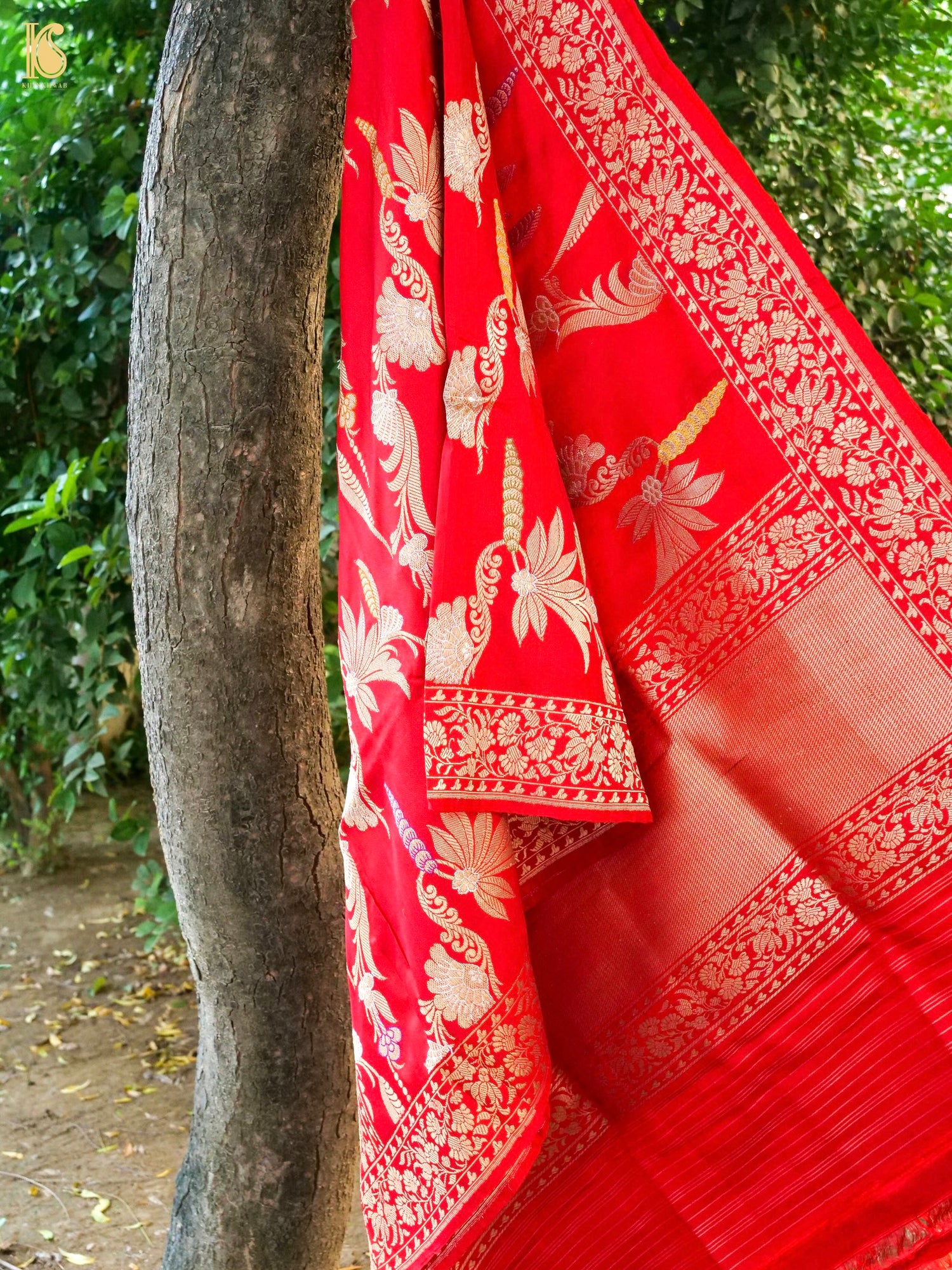 Handwoven Banarasi Katan Silk Kadwa Dupatta