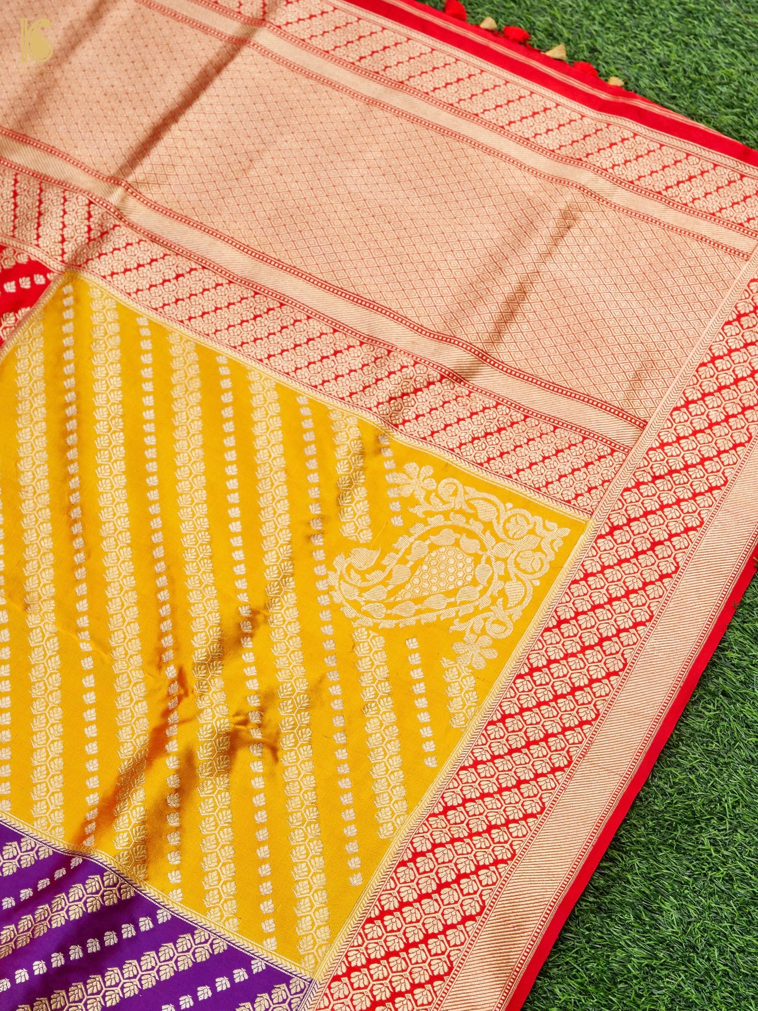 Handloom Banarasi Chauki Rangkat Silk Saree