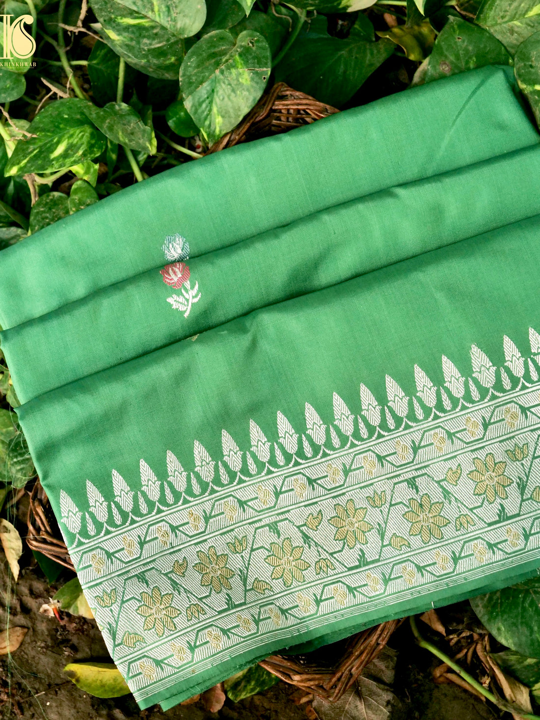 Handloom Banarasi Katan Silk Kadwa Ektara Kumudini Saree