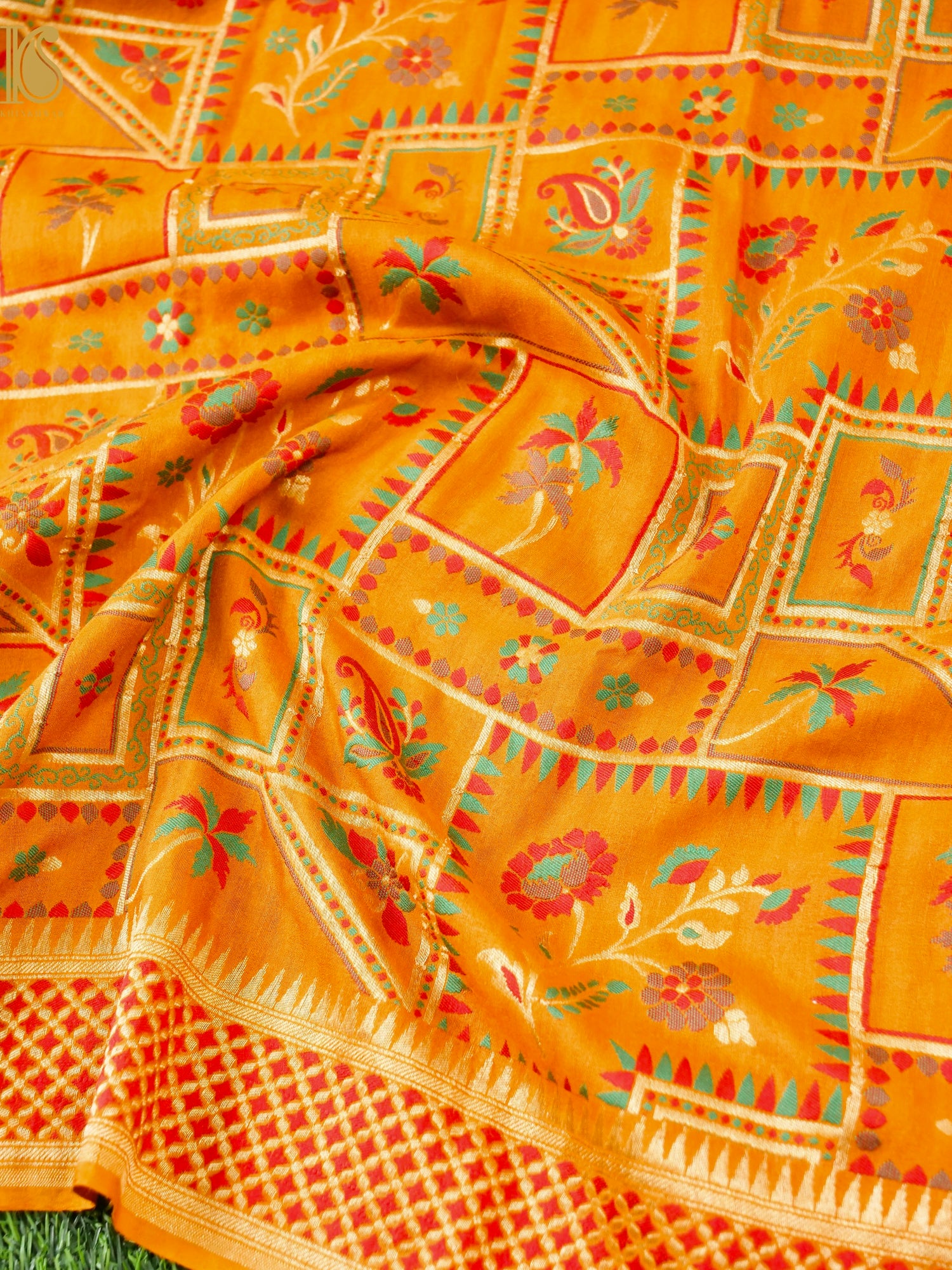 Banarasi Moonga Silk Dupatta with Meenakari