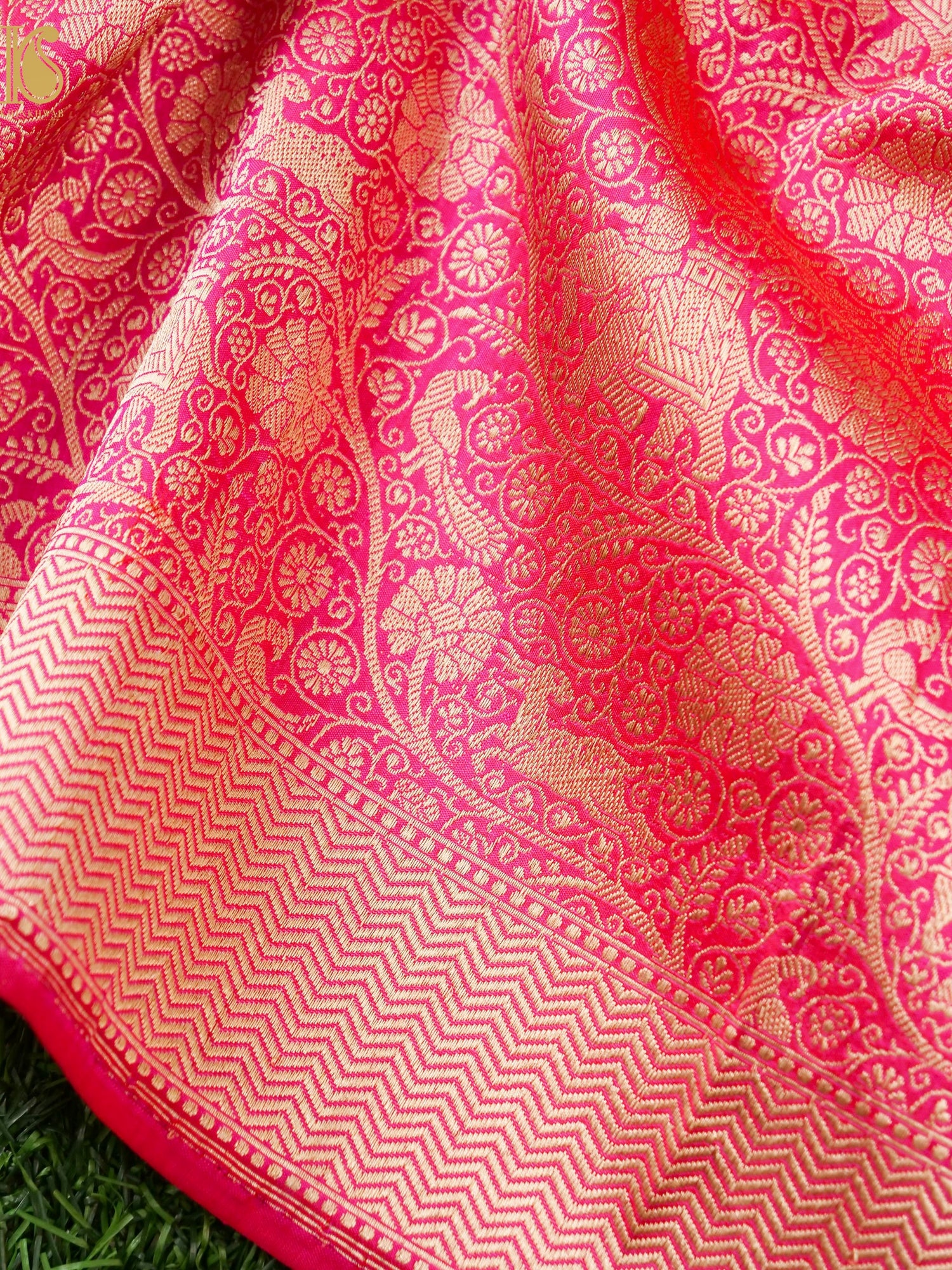 Handloom Banarasi Katan Silk Shikargah Dupatta