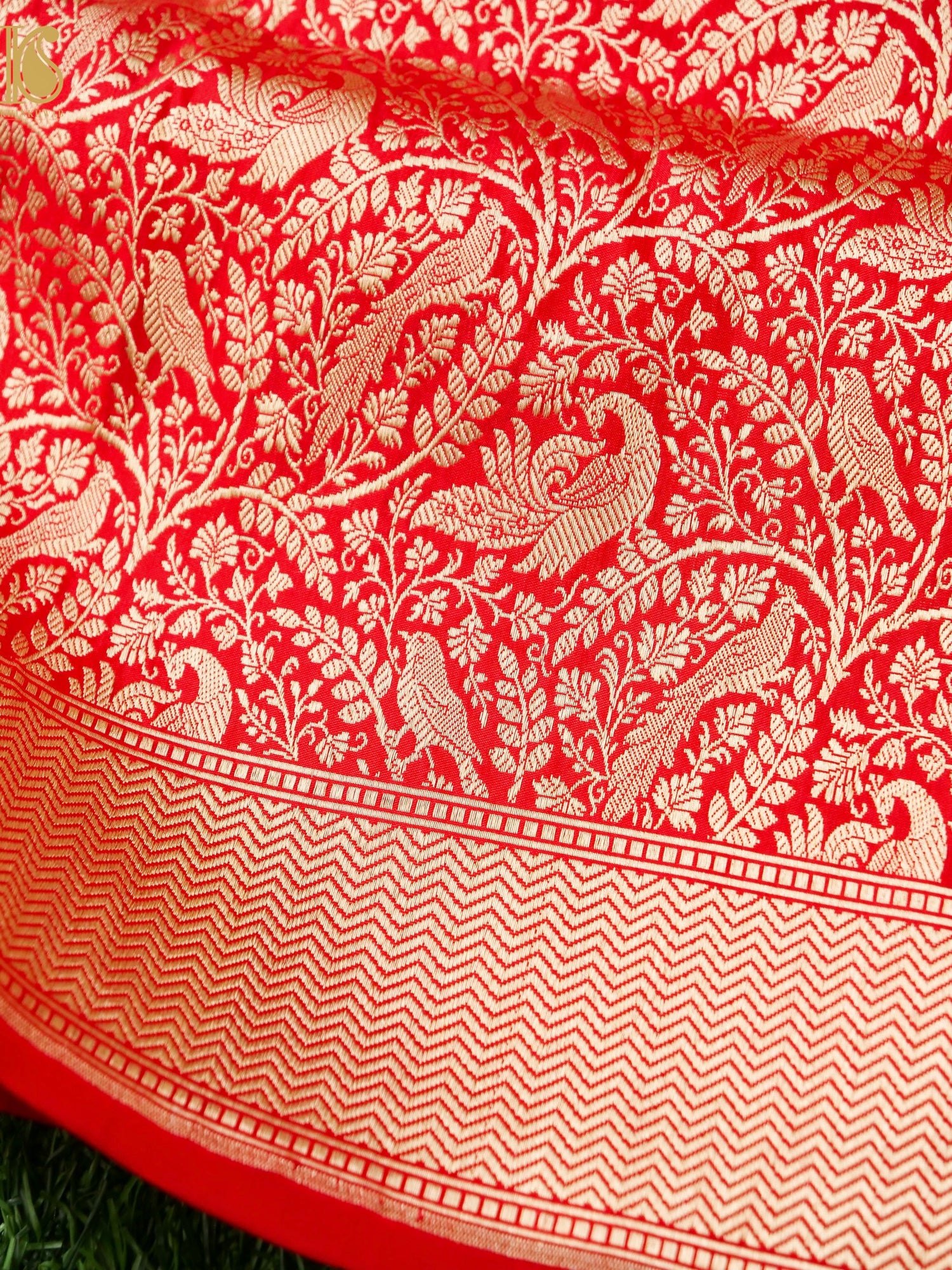 Handloom Banarasi Katan Silk Shikargah Dupatta