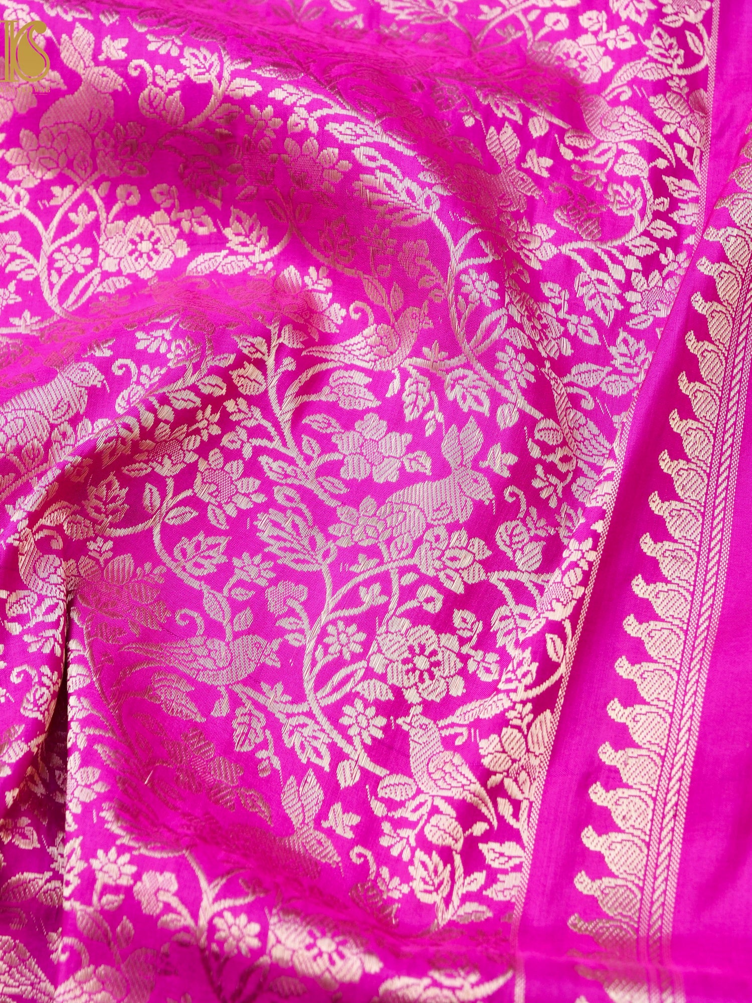 Handloom Banarasi Katan Silk Kadwa Zari Vasket Shikargah Saree