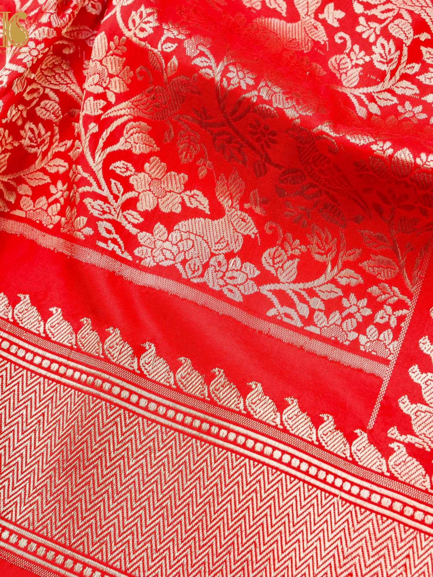 Handloom Banarasi Katan Silk Kadwa Zari Vasket Shikargah Saree