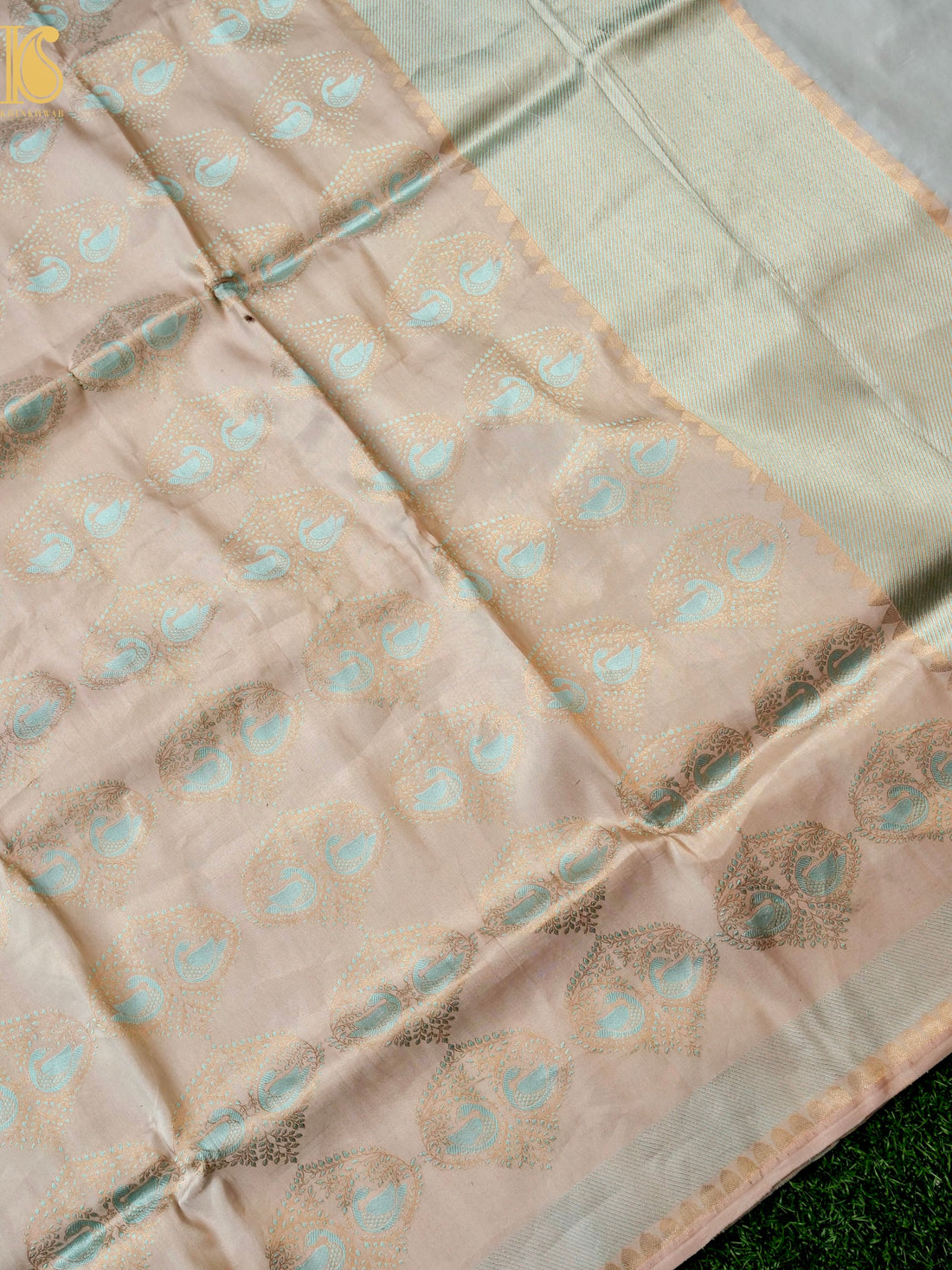 Handloom Banarasi Katan Silk Zari Vasket Duck Saree