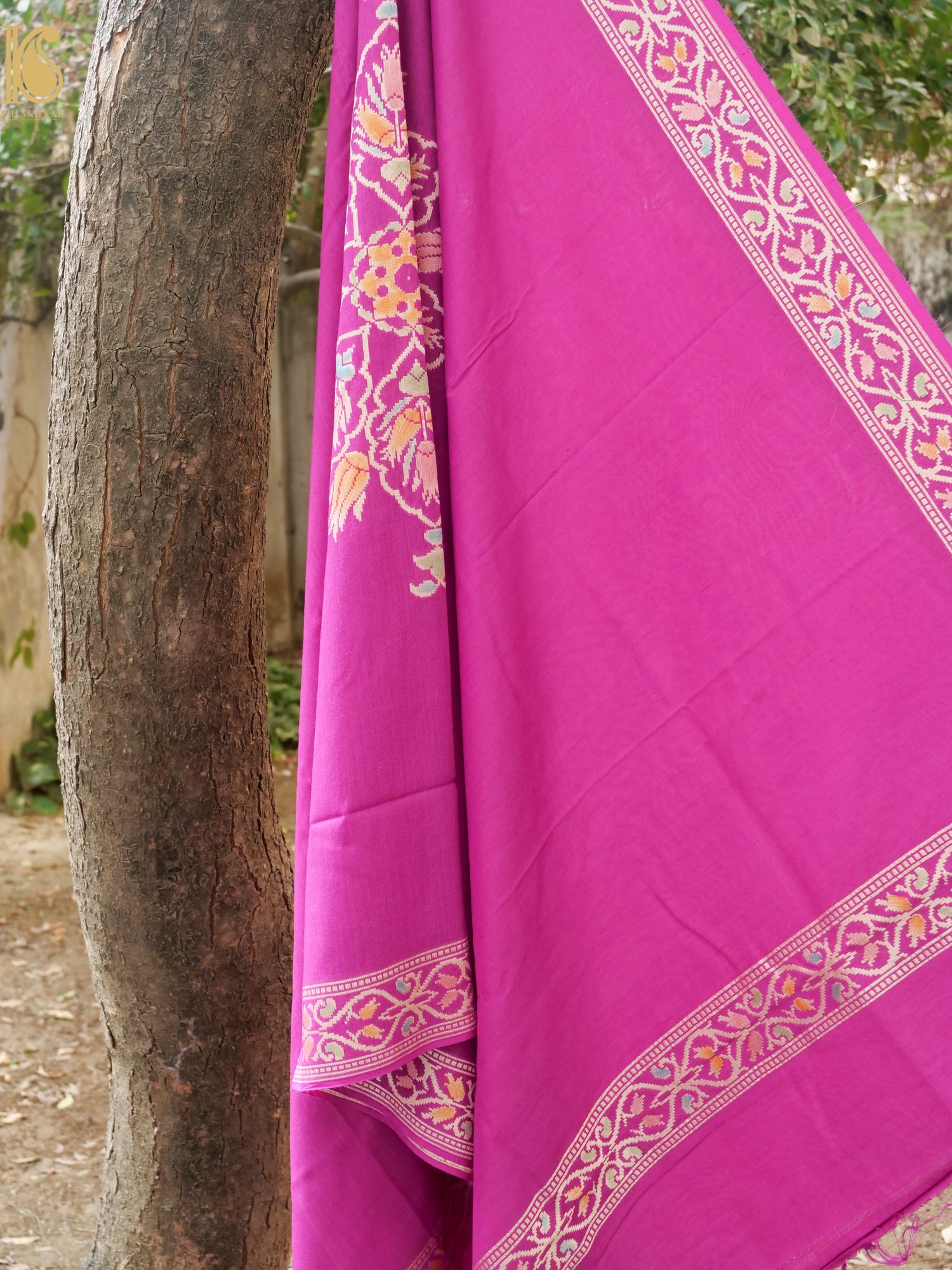 Handwoven Banarasi Moonga Silk Turkish Dupatta with Hand Brush